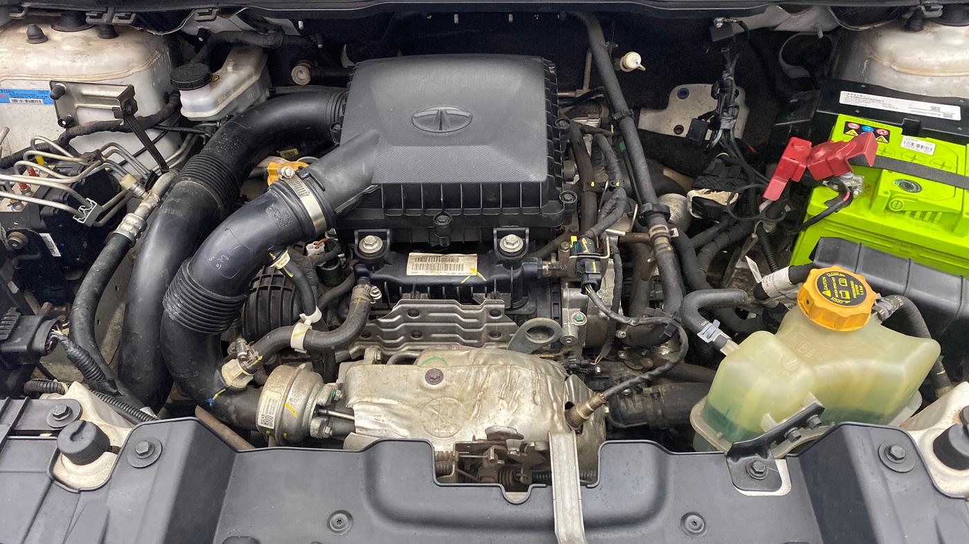 2021 Tata NEXON XM SUNROOF PETROL, Petrol, Manual, 18,367 km, Engine View