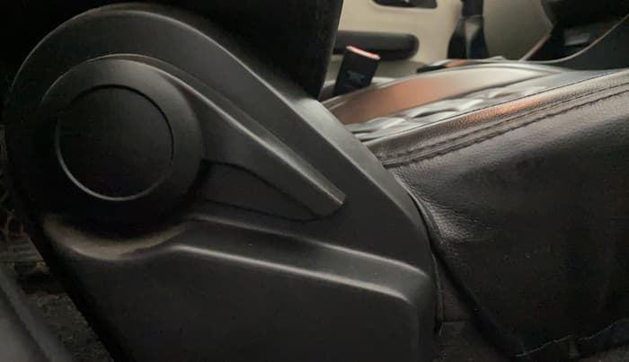 2022 Tata ALTROZ XM PLUS DIESEL, Diesel, Manual, 16,578 km, Driver Side Adjustment Panel