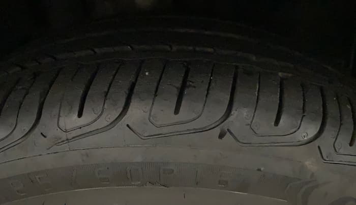 2022 Tata ALTROZ XM PLUS DIESEL, Diesel, Manual, 16,578 km, Right Front Tyre Tread