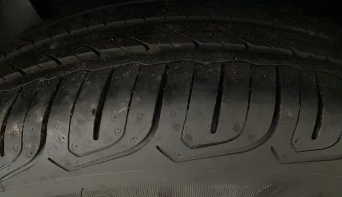2022 Tata ALTROZ XM PLUS DIESEL, Diesel, Manual, 16,578 km, Right Rear Tyre Tread
