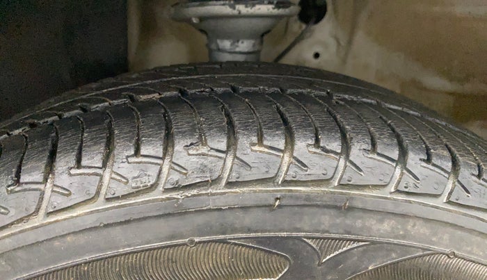 2020 Maruti New Wagon-R VXI 1.0, Petrol, Manual, 20,509 km, Left Front Tyre Tread