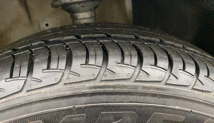 2020 Maruti New Wagon-R VXI 1.0, Petrol, Manual, 20,509 km, Right Front Tyre Tread