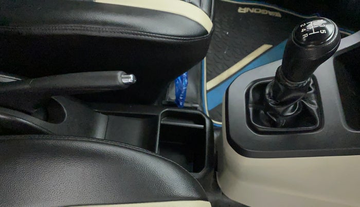 2020 Maruti New Wagon-R VXI 1.2, Petrol, Manual, 25,503 km, Gear Lever