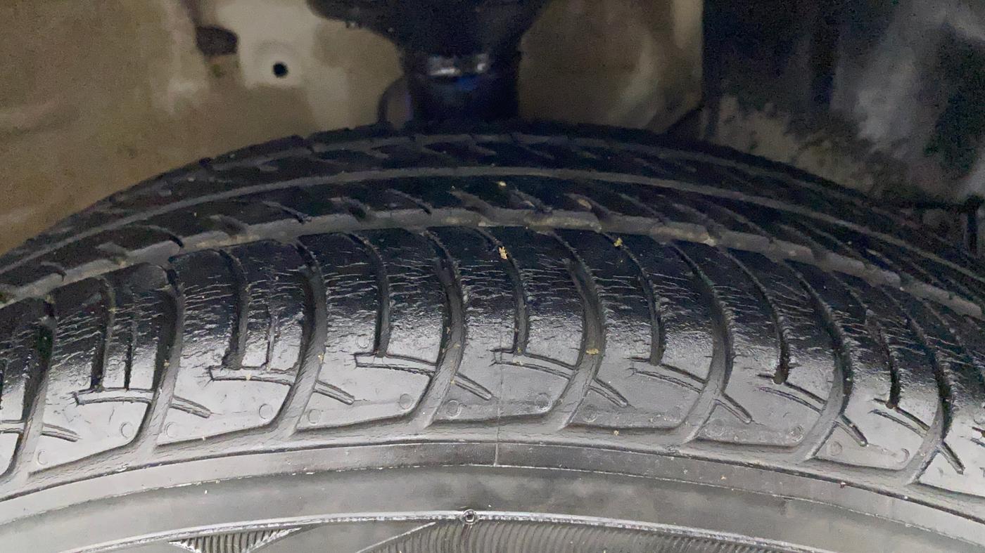 2020 Maruti New Wagon-R VXI 1.2, Petrol, Manual, 25,503 km, Right Front Tyre Tread