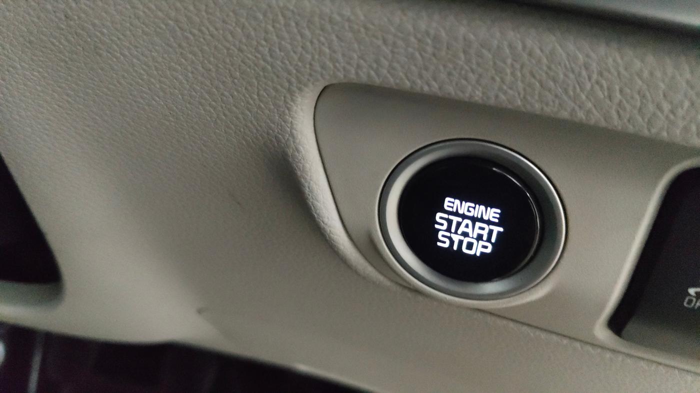 2022 KIA CARENS PRESTIGE PLUS 1.4 PETROL 7 STR, Petrol, Manual, 22,469 km, Keyless Start/ Stop Button