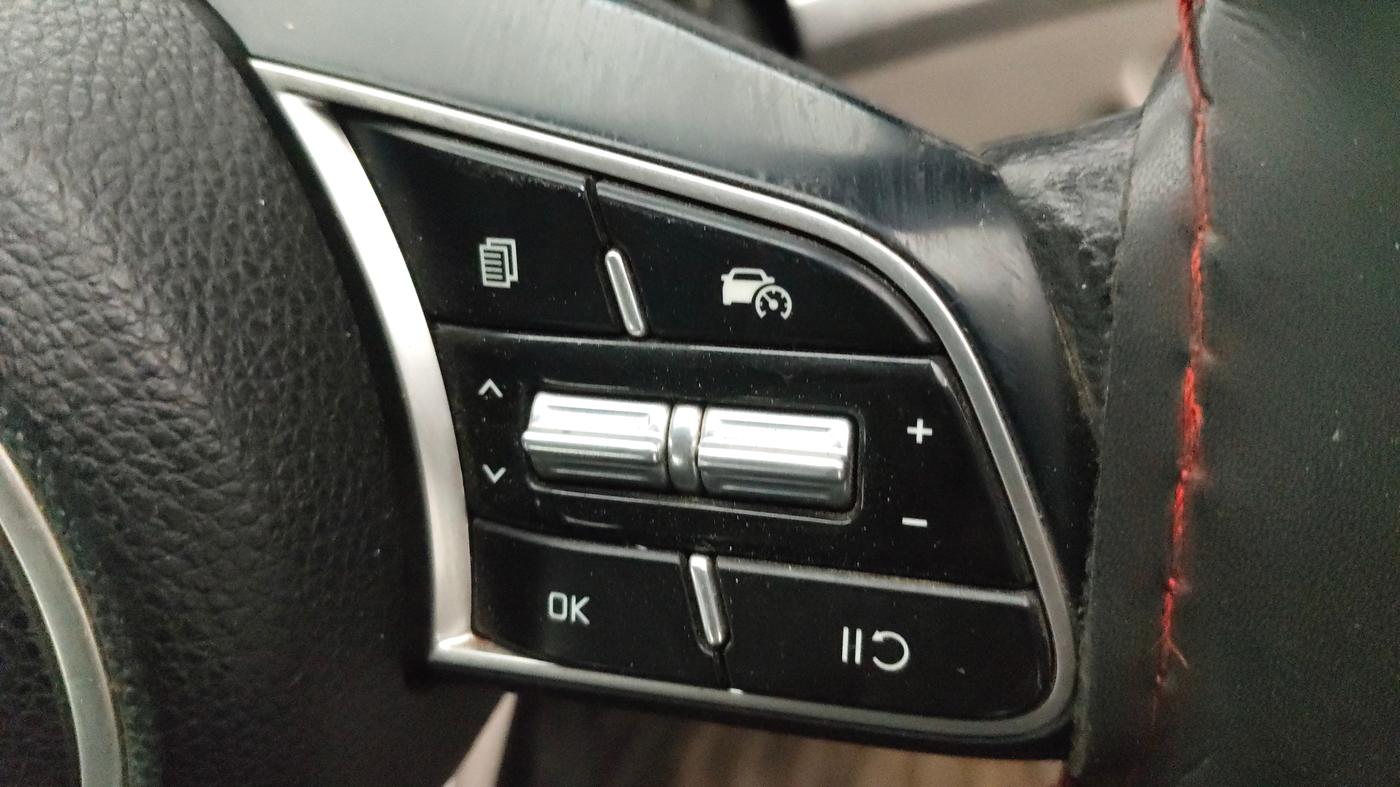 2022 KIA CARENS PRESTIGE PLUS 1.4 PETROL 7 STR, Petrol, Manual, 22,469 km, Adaptive Cruise Control