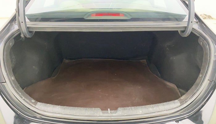 2019 Hyundai Verna 1.4 EX PETROL, Petrol, Manual, 81,291 km, Boot Inside