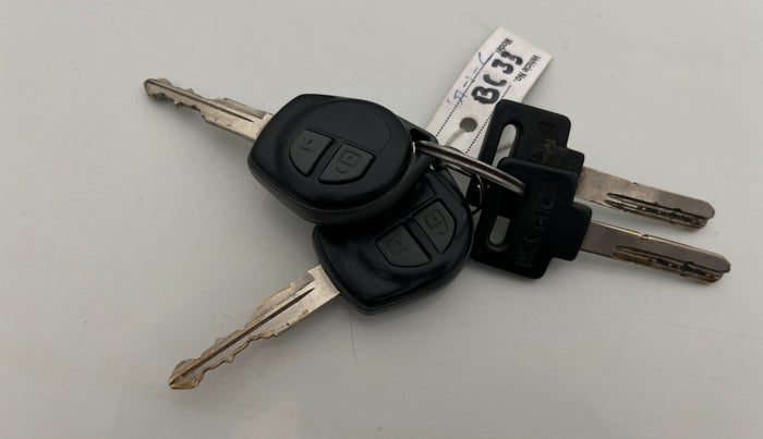 2015 Maruti Swift Dzire VXI, Petrol, Manual, 45,575 km, Key Close Up