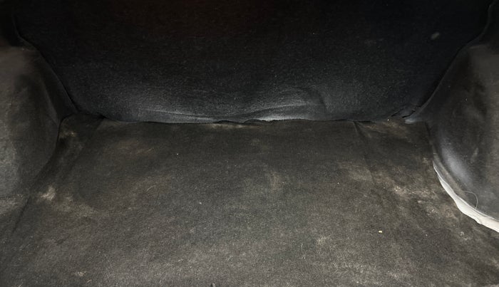 2015 Maruti Swift Dzire VXI, Petrol, Manual, 45,575 km, Boot Inside