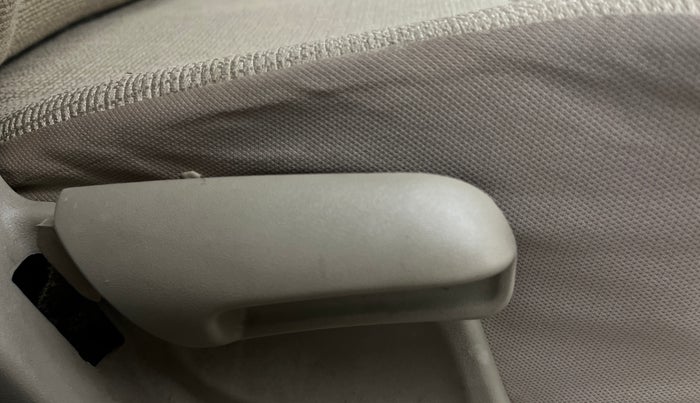 2015 Maruti Swift Dzire VXI, Petrol, Manual, 45,575 km, Driver Side Adjustment Panel