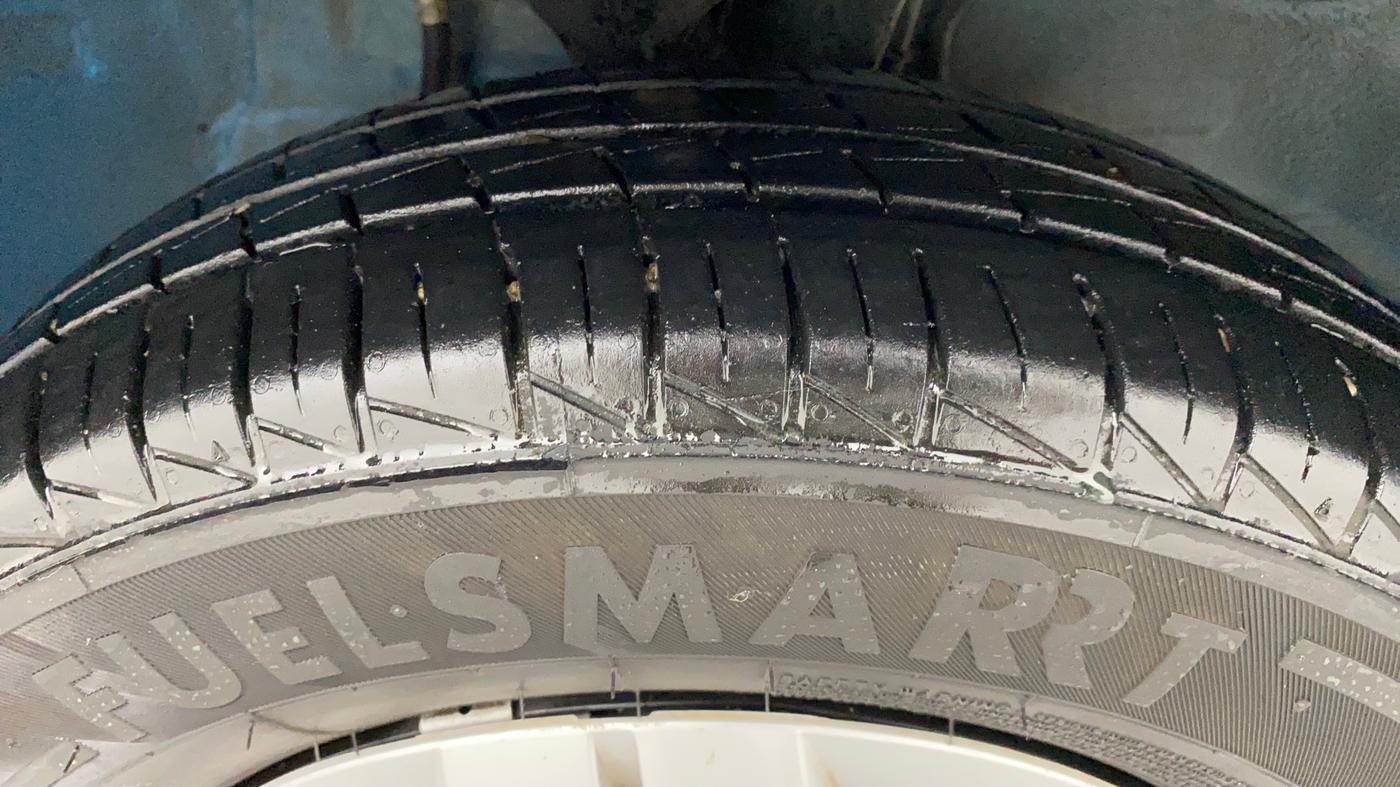 2021 Maruti Alto VXI PLUS, Petrol, Manual, 8,078 km, Right Front Tyre Tread