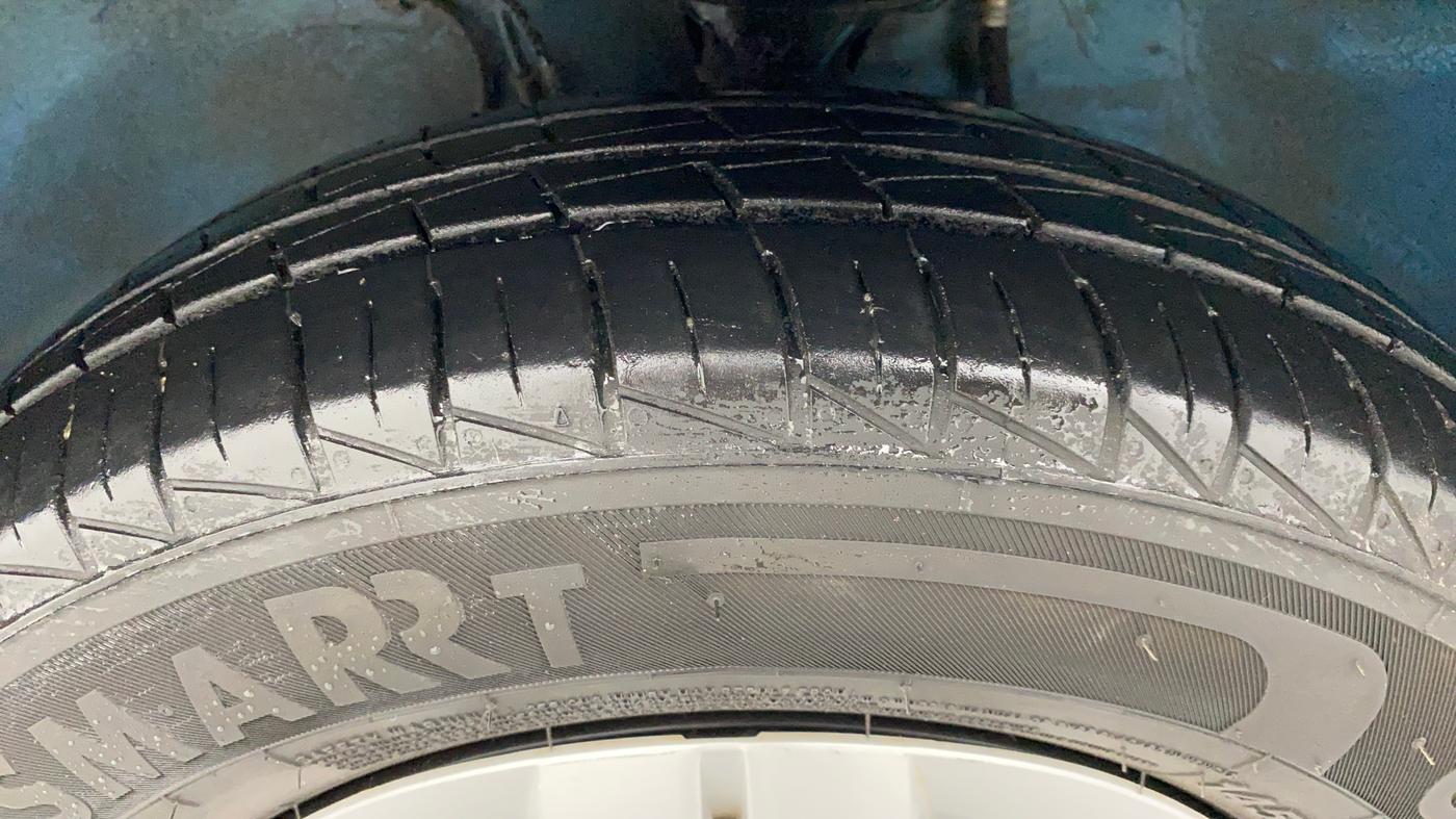 2021 Maruti Alto VXI PLUS, Petrol, Manual, 8,078 km, Left Front Tyre Tread