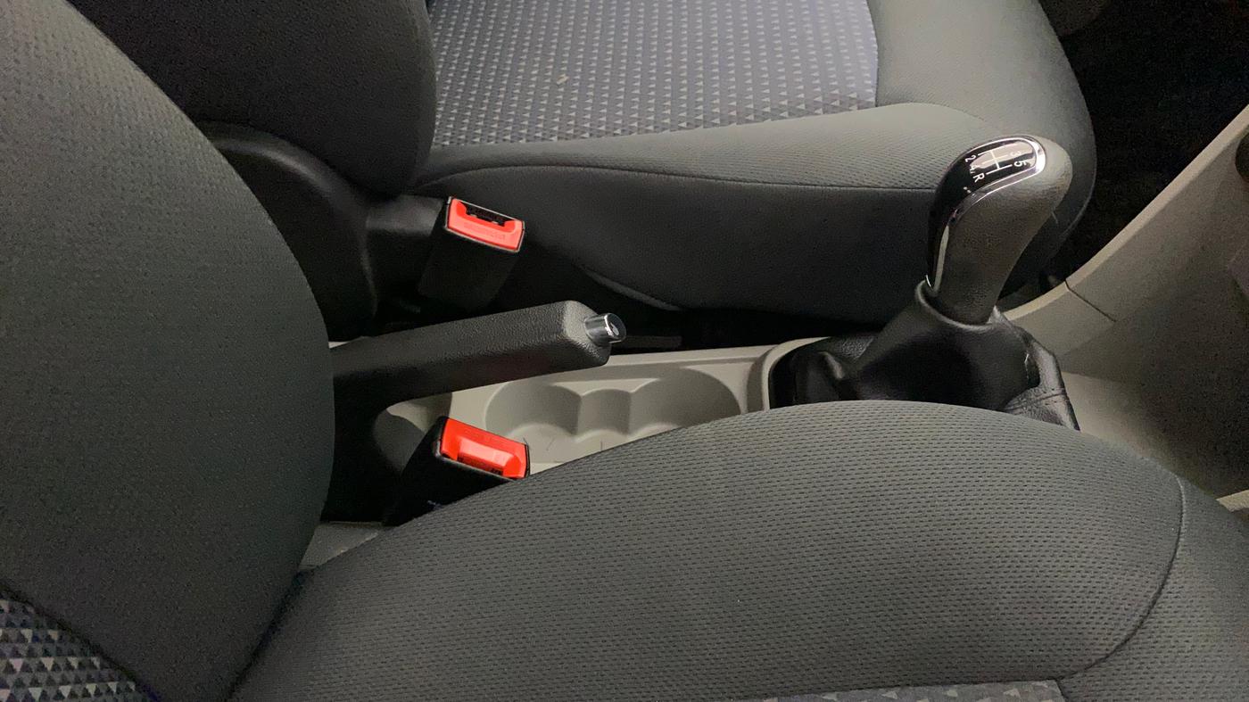 2017 Tata Tiago XZ PETROL, Petrol, Manual, 8,883 km, Gear Lever