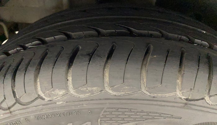 2017 Tata Tiago XZ PETROL, Petrol, Manual, 8,883 km, Right Rear Tyre Tread