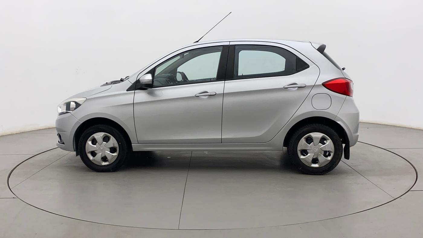 2017 Tata Tiago XZ PETROL, Petrol, Manual, 8,883 km, Left Side