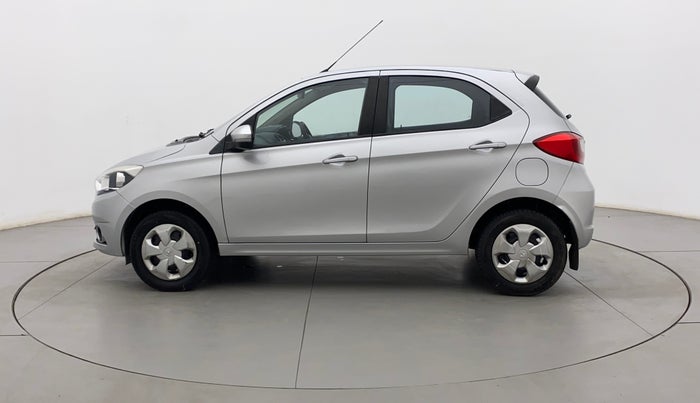 2017 Tata Tiago XZ PETROL, Petrol, Manual, 8,883 km, Left Side