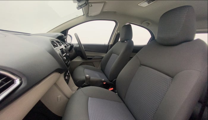 2017 Tata Tiago XZ PETROL, Petrol, Manual, 8,883 km, Right Side Front Door Cabin