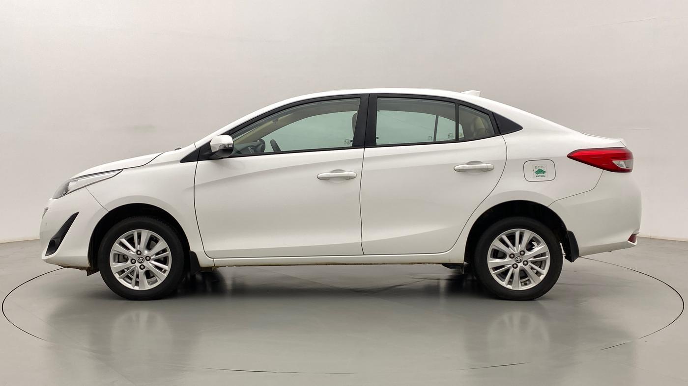 2018 Toyota YARIS V CVT, Petrol, Automatic, 19,212 km, Left Side