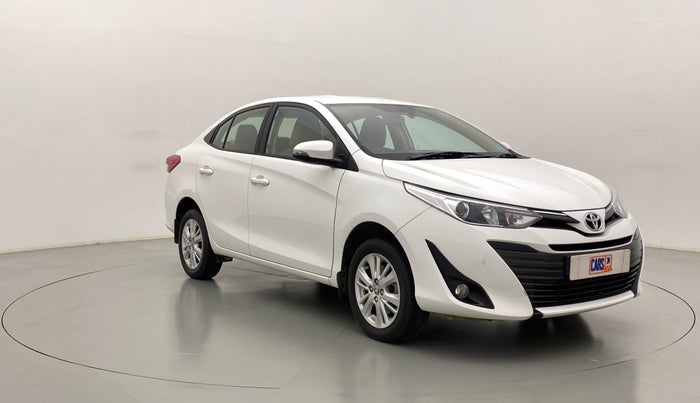 2018 Toyota YARIS V CVT, Petrol, Automatic, 19,212 km, Right Front Diagonal