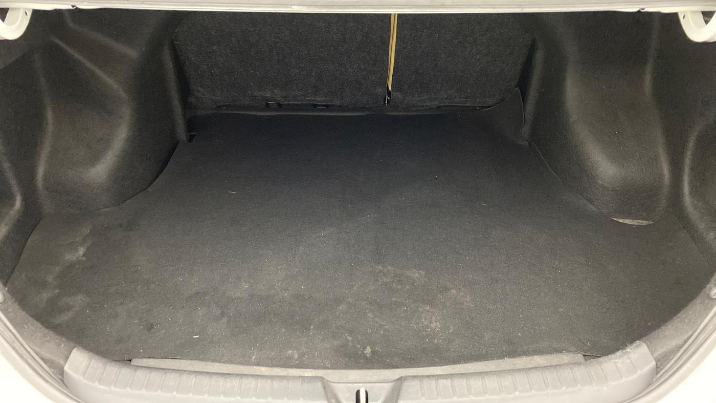 2018 Toyota YARIS V CVT, Petrol, Automatic, 19,212 km, Boot Inside