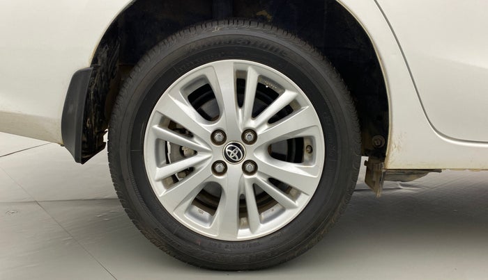 2018 Toyota YARIS V CVT, Petrol, Automatic, 19,212 km, Right Rear Wheel