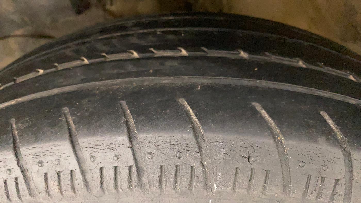 2018 Honda Amaze 1.2L I-VTEC S, Petrol, Manual, 62,598 km, Left Front Tyre Tread