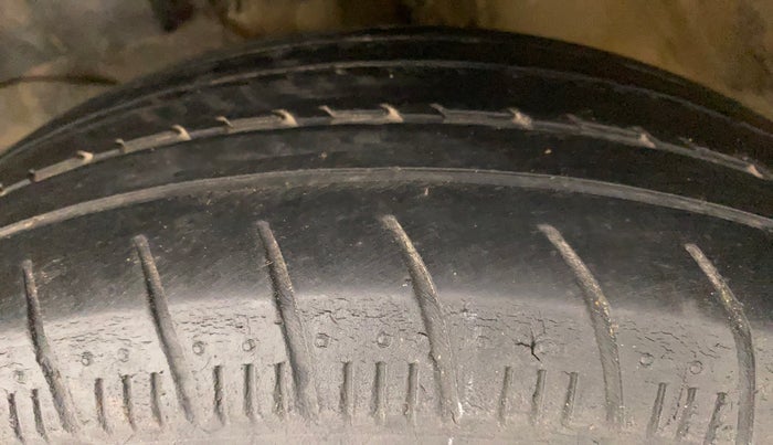 2018 Honda Amaze 1.2L I-VTEC S, Petrol, Manual, 62,598 km, Left Front Tyre Tread