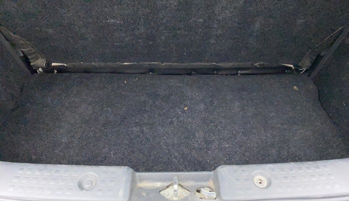 2011 Maruti Swift VXI D, Petrol, Manual, 82,068 km, Boot Inside
