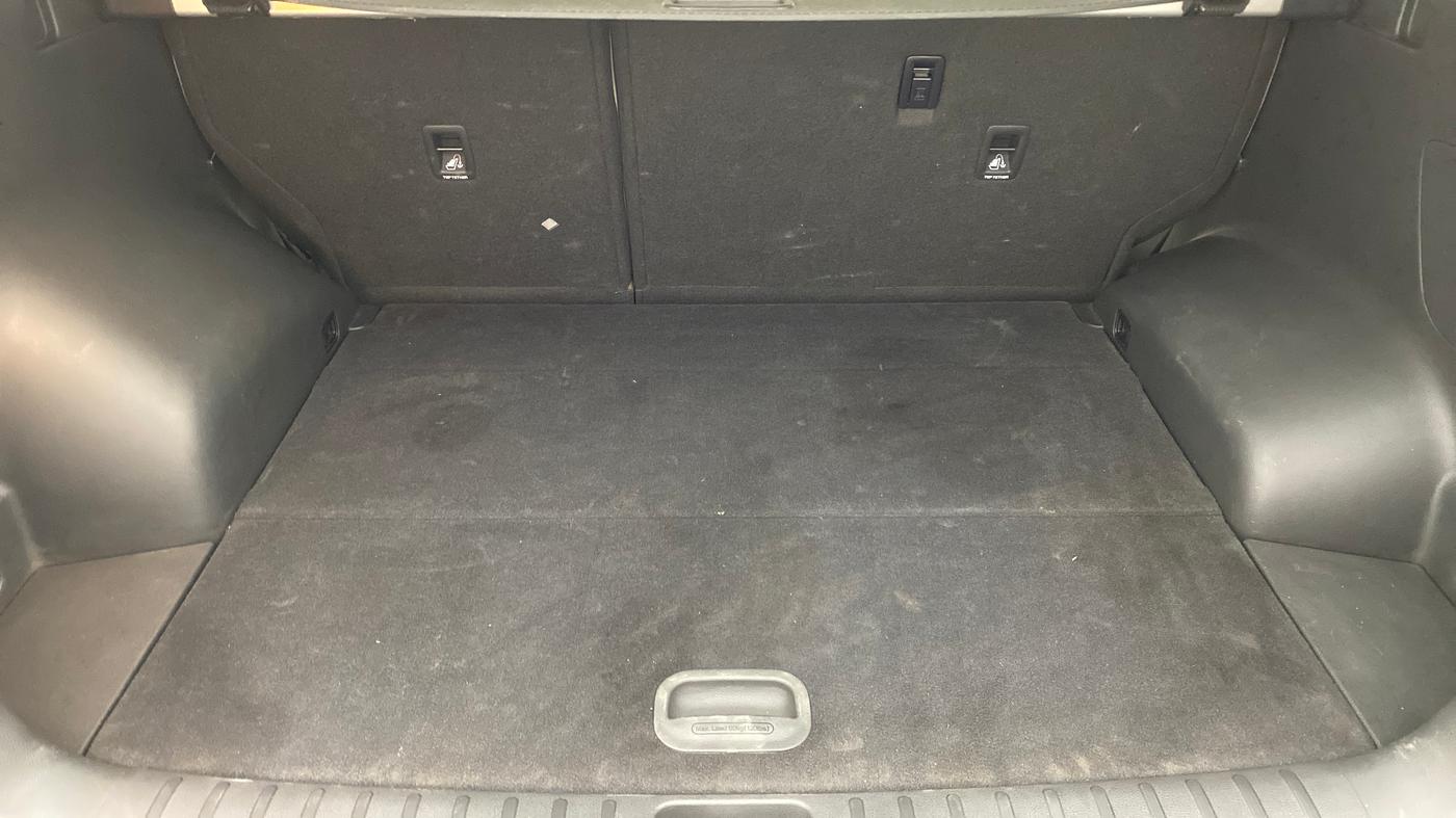 2019 Hyundai Tucson GLS 2WD AT PETROL, Petrol, Automatic, 1,00,239 km, Boot Inside