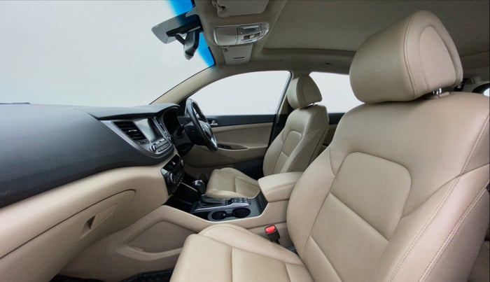 2019 Hyundai Tucson GLS 2WD AT PETROL, Petrol, Automatic, 1,00,239 km, Right Side Front Door Cabin