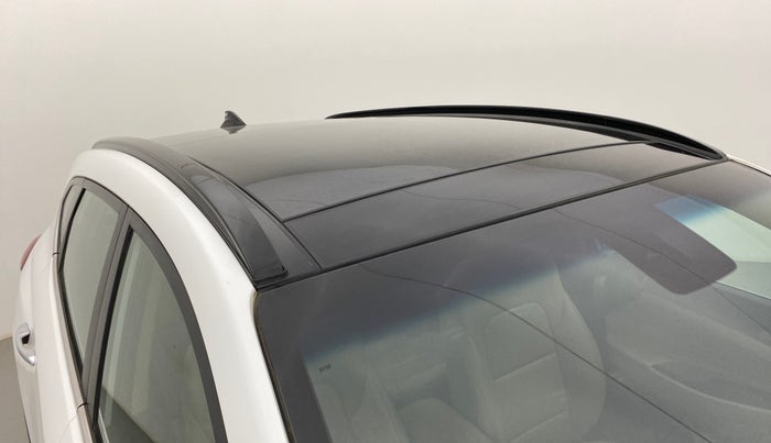 2019 Hyundai Tucson GLS 2WD AT PETROL, Petrol, Automatic, 1,00,239 km, Roof