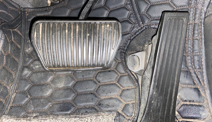 2019 Hyundai Tucson GLS 2WD AT PETROL, Petrol, Automatic, 1,00,239 km, Pedals