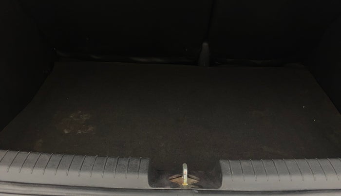 2016 Hyundai Elite i20 ASTA 1.2 (O), Petrol, Manual, 59,221 km, Boot Inside