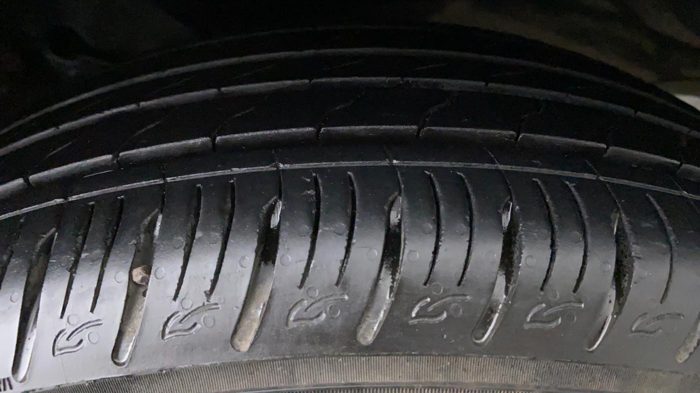 2019 Hyundai VENUE 1.0L Turbo GDI SX(O) MT, Petrol, Manual, 14,856 km, Left Rear Tyre Tread