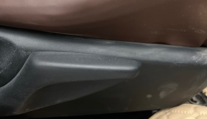 2014 Toyota Corolla Altis J PETROL, Petrol, Manual, 1,04,461 km, Driver Side Adjustment Panel