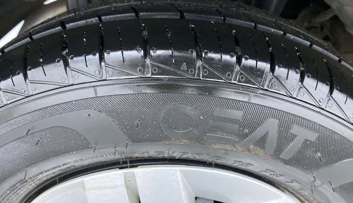 2019 Maruti Alto VXI, Petrol, Manual, 5,488 km, Right Rear Tyre Tread