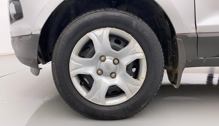 2013 Ford Ecosport TREND 1.5L DIESEL, Diesel, Manual, 1,12,278 km, Left Front Wheel