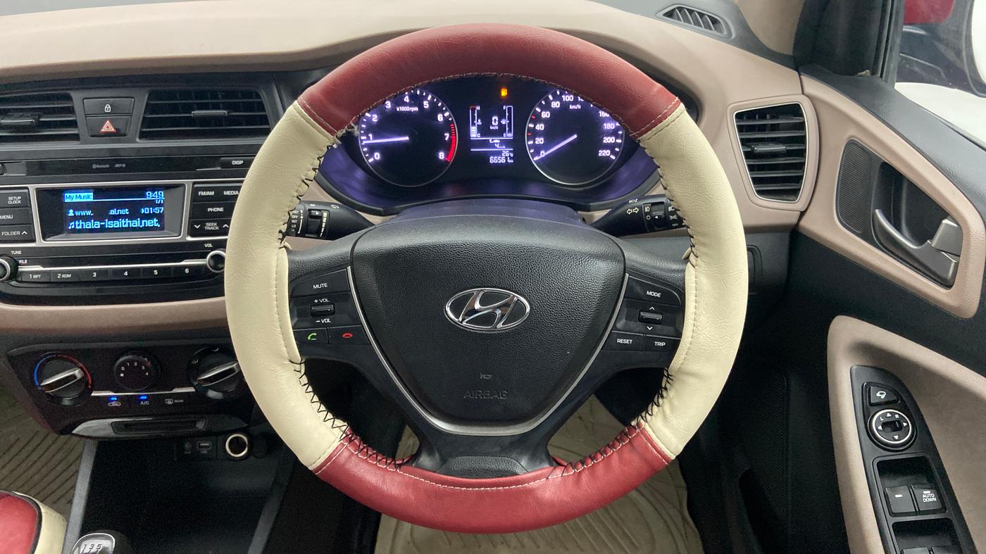 2017 Hyundai Elite i20 SPORTZ 1.2, Petrol, Manual, 66,561 km, Steering Wheel Close Up