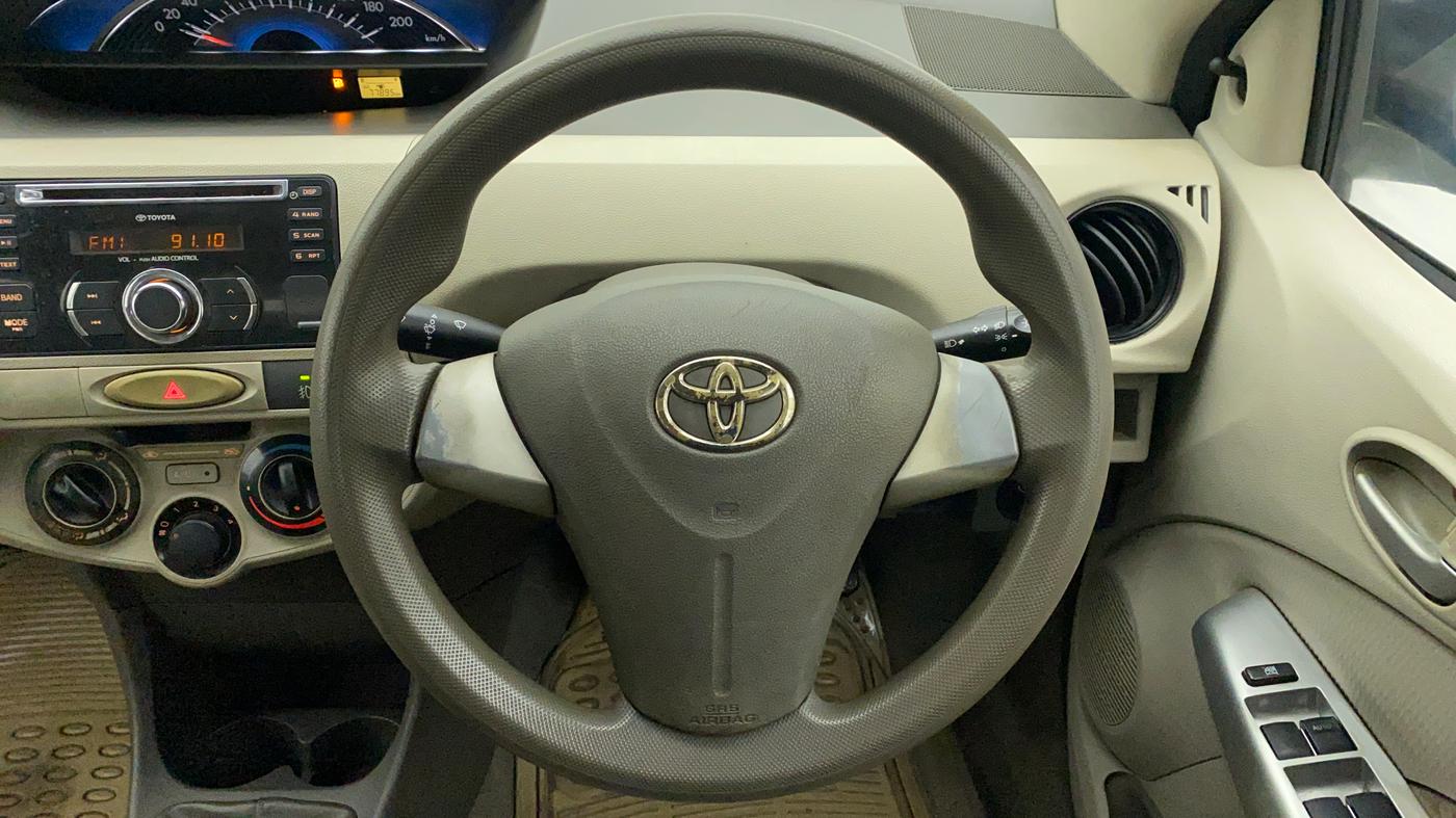 2013 Toyota Etios G SP, Petrol, Manual, 78,020 km, Steering Wheel Close Up