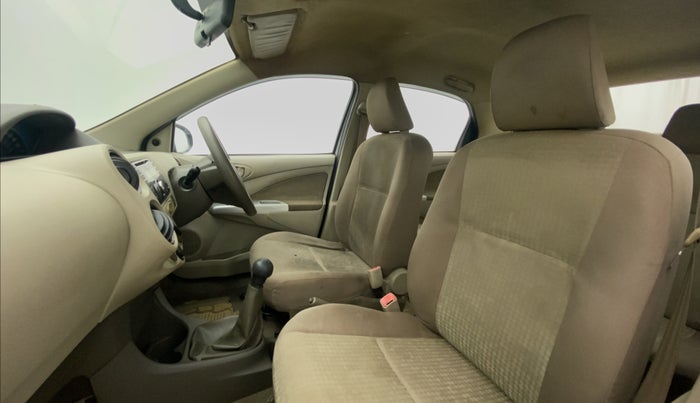 2013 Toyota Etios G SP, Petrol, Manual, 78,020 km, Right Side Front Door Cabin