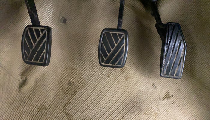 2021 Maruti Ertiga VXI CNG, CNG, Manual, 39,098 km, Pedals