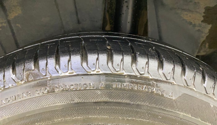 2021 Maruti Ertiga VXI CNG, CNG, Manual, 39,098 km, Left Rear Tyre Tread