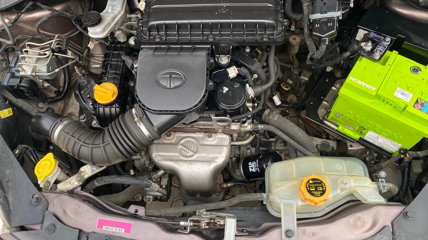 2019 Tata Tiago XT PETROL, Petrol, Manual, 88,048 km, Engine View