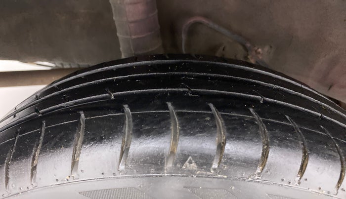 2016 Datsun Go Plus T, Petrol, Manual, 47,759 km, Right Rear Tyre Tread