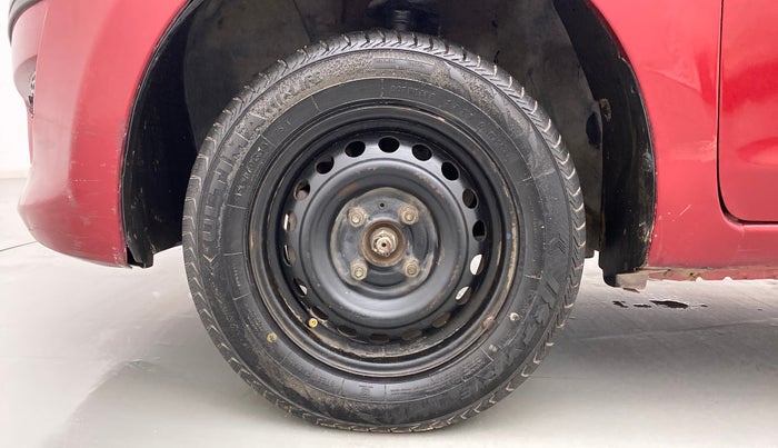 2016 Datsun Go Plus T, Petrol, Manual, 47,759 km, Left Front Wheel