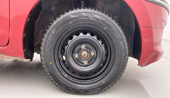 2016 Datsun Go Plus T, Petrol, Manual, 47,759 km, Right Front Wheel