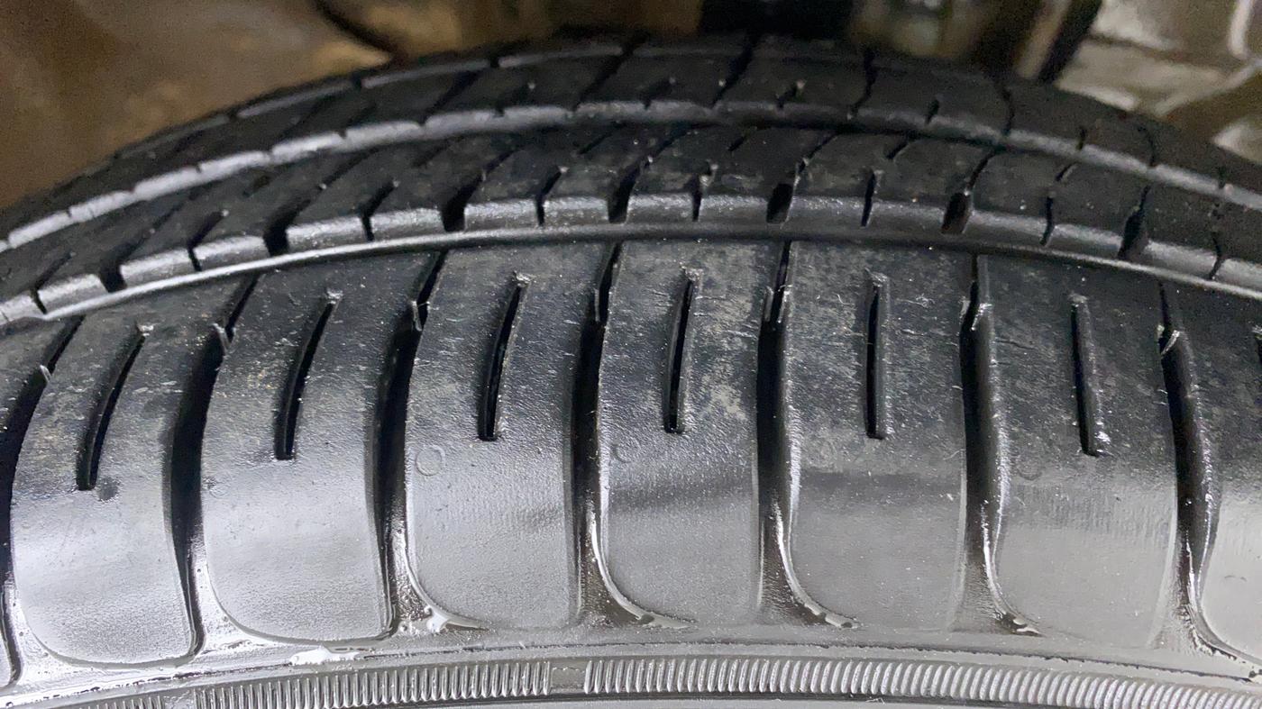 2019 Tata Tiago XZ 1.2 REVOTRON, Petrol, Manual, 54,181 km, Right Front Tyre Tread