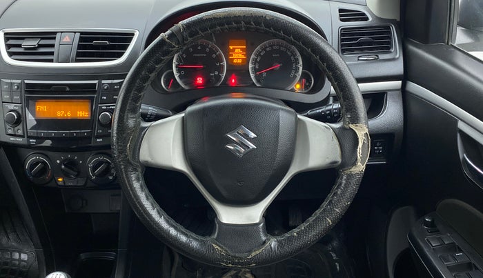 2015 Maruti Swift VXI, Petrol, Manual, 93,096 km, Steering Wheel Close Up
