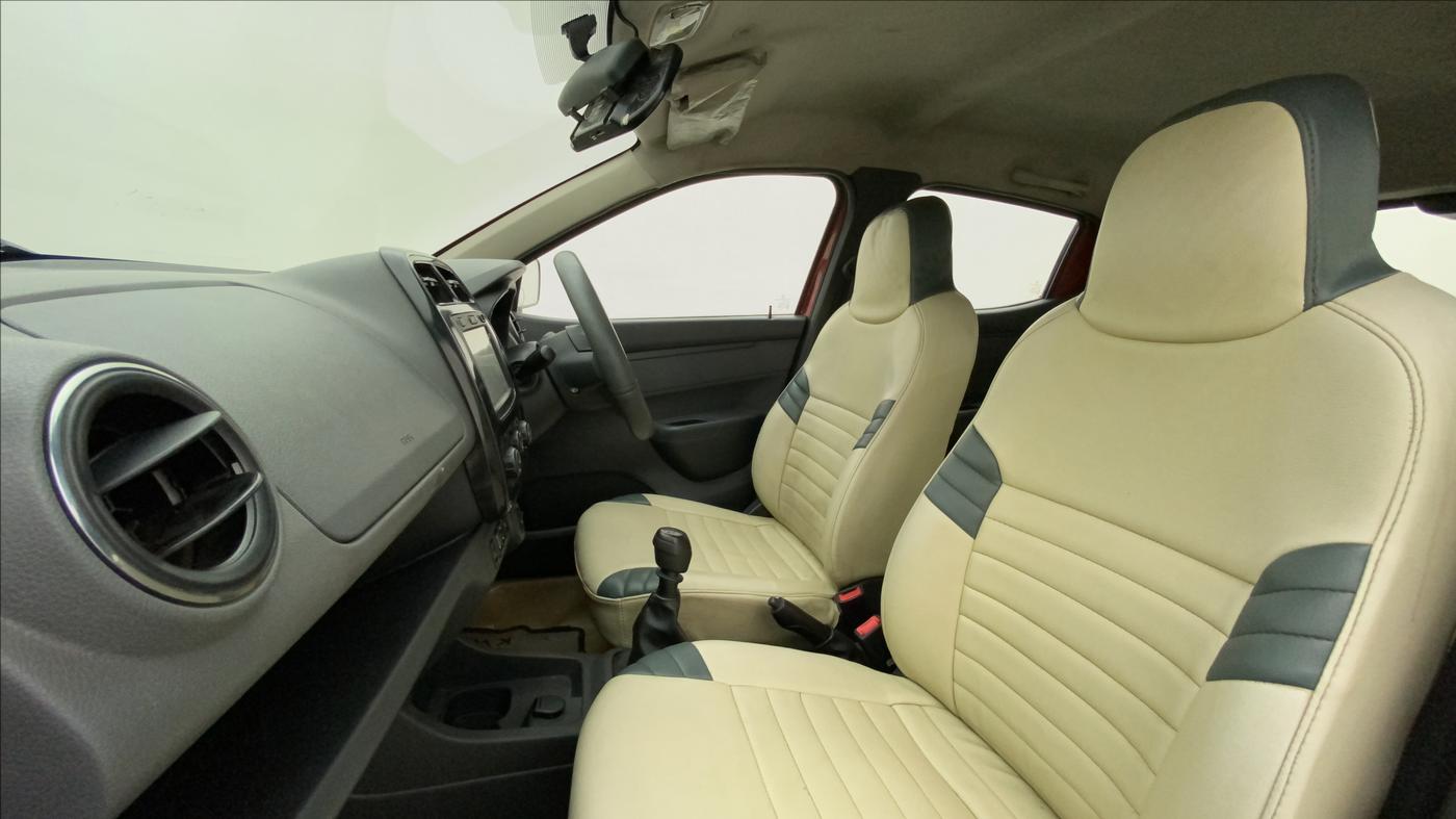 2016 Renault Kwid RXT 0.8 (O), Petrol, Manual, 65,304 km, Right Side Front Door Cabin