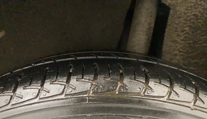 2019 Maruti Baleno DELTA PETROL 1.2, Petrol, Manual, 47,730 km, Left Rear Tyre Tread